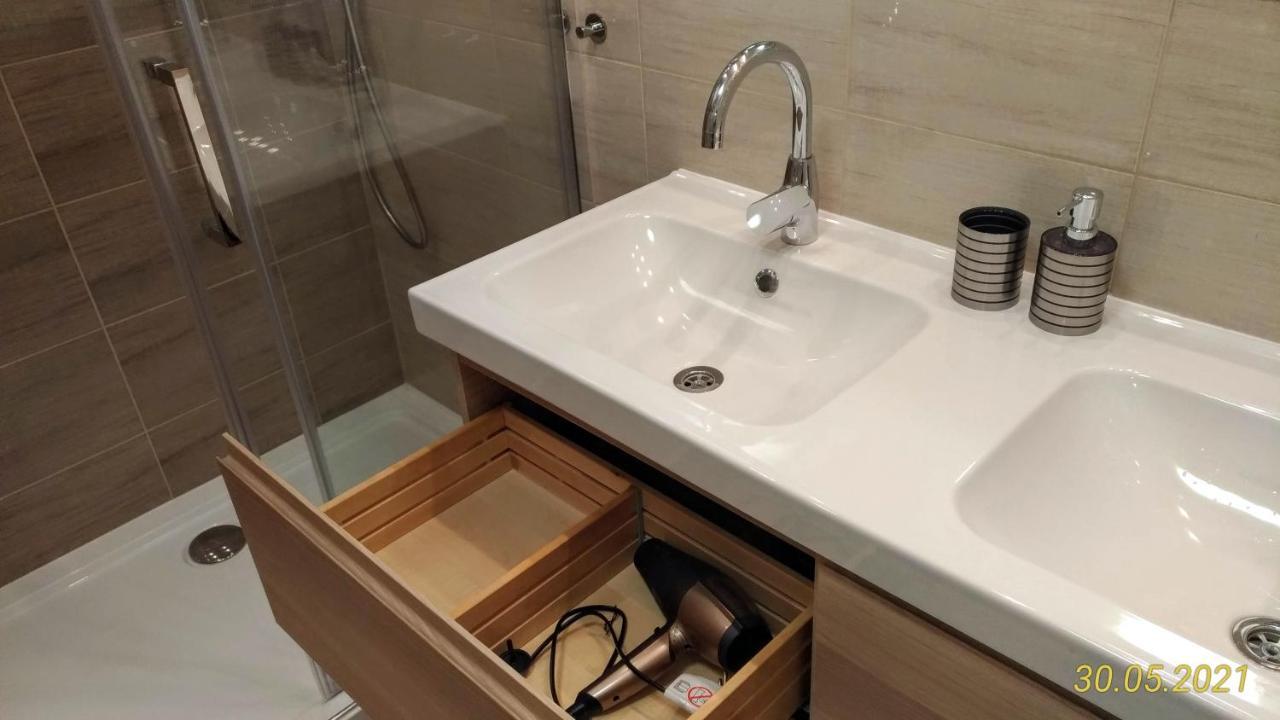 Dajax Apartament Pobierowo Buitenkant foto